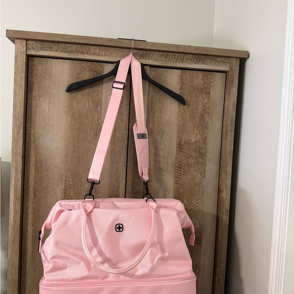 SwissGear Pink Travel Duffel Bag - Picture 7 of 13